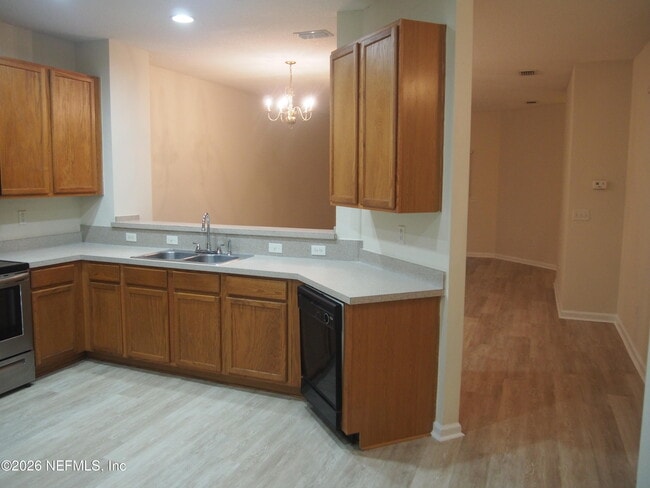 Building Photo - 12301 Kernan Forest Blvd