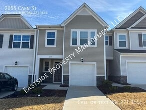 Building Photo - 2055 Caen St