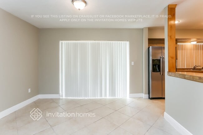 Foto del edificio - 10900 NW 19th St