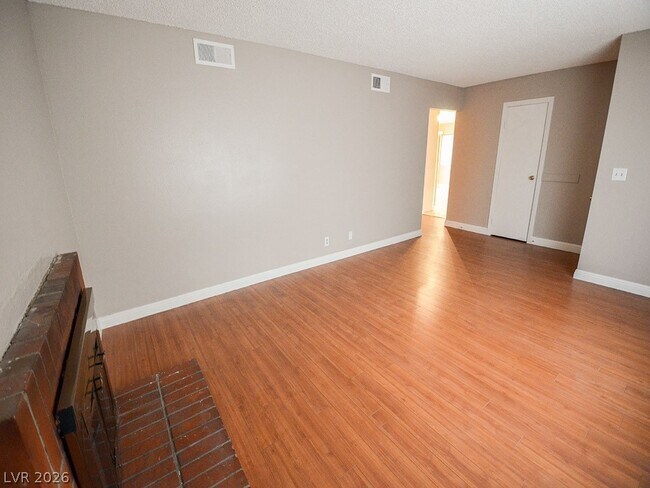 Foto del edificio - 4712 Ashbrook Pl