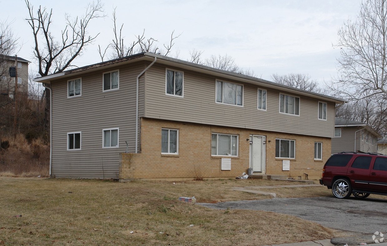 Building Photo - 1500-1533 N 55th Dr