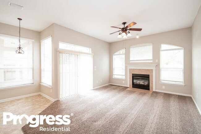 Foto del edificio - 14060 Red Rock Lake Dr