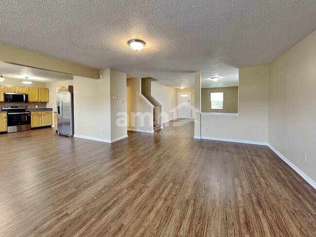 Foto del edificio - 10352 Fairmont Ln