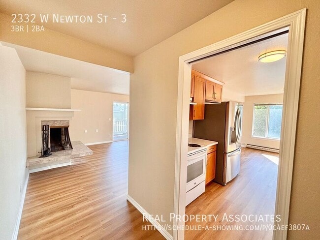 Foto del edificio - 2332 W Newton St