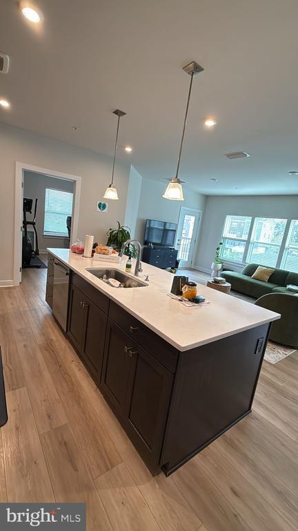 Foto del edificio - 46294 Mount Milstead Ter