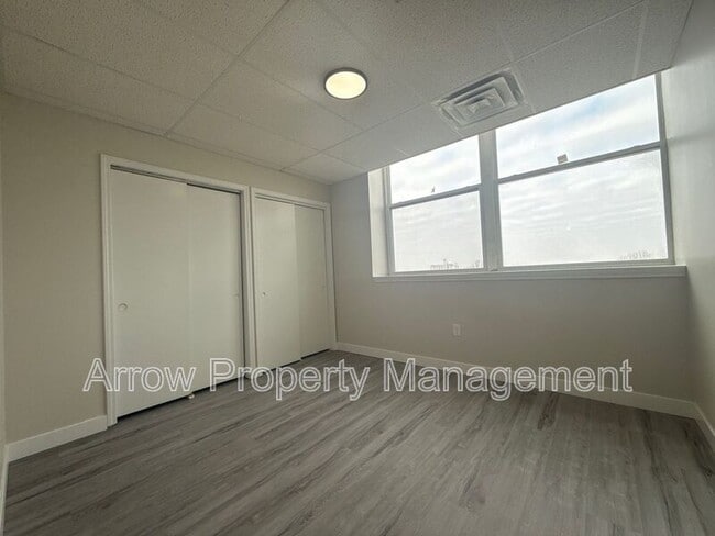 Foto del edificio - 731 E Crawford St