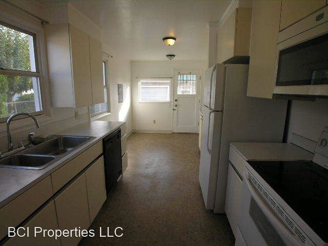 Building Photo - 3 br, 1 bath House - 3268 S. 84th St