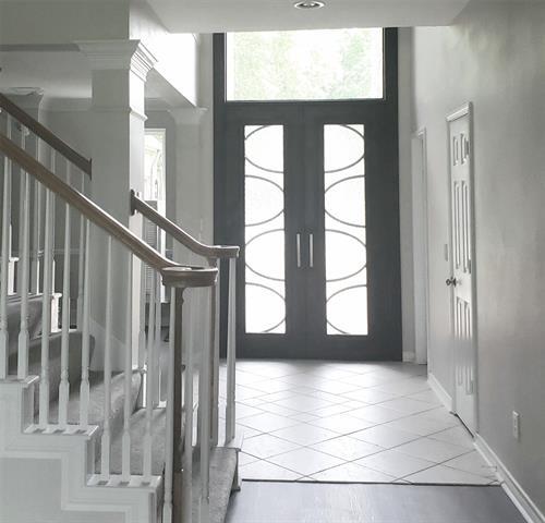 Building Photo - 725 Palm Desert Dr