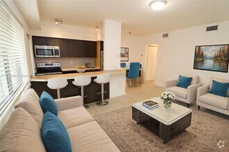 Building Photo - 6835 Rue Versailles Dr
