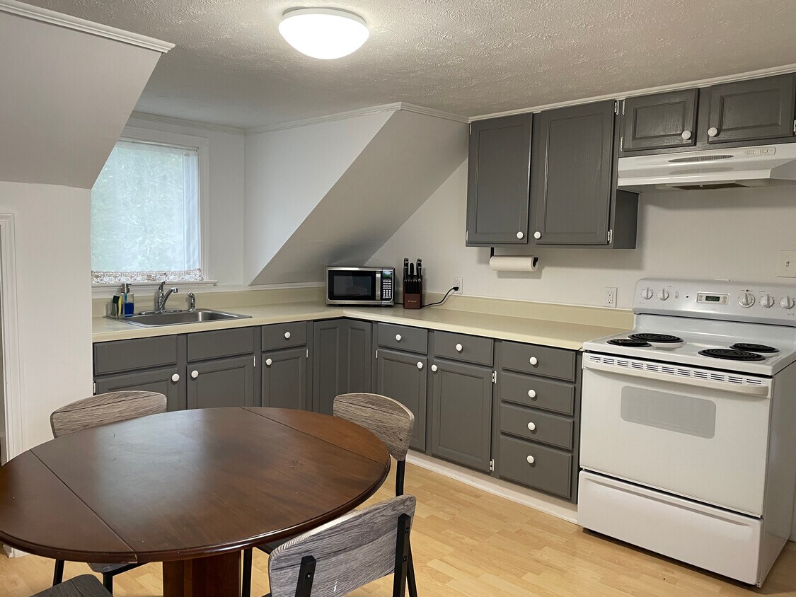 36 North St Unit 102, Saco, ME 04072 Apartments in Saco, ME