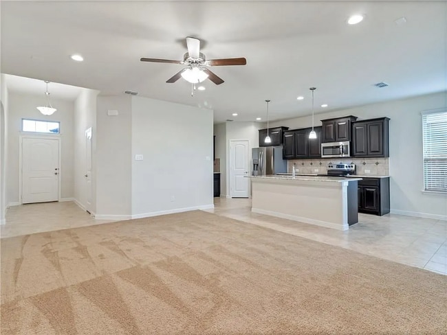 Building Photo - 4820 Bronzeleaf Ln