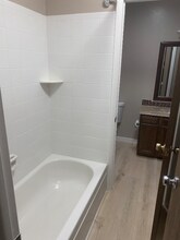 Building Photo - 8647 Chase Dr