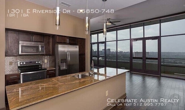 Building Photo - RV Luxury Apartments
