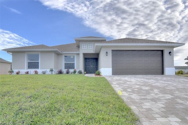 Building Photo - Coming  Soon Stunning  3 bedroom 2 bathroom single family home.