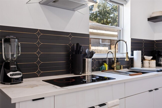 Foto del edificio - 4208 Clay St