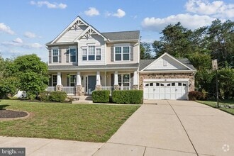 Building Photo - 1024 Martin Dr