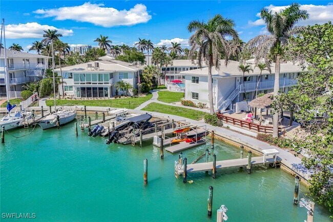 Foto del edificio - 386 Harbour Dr