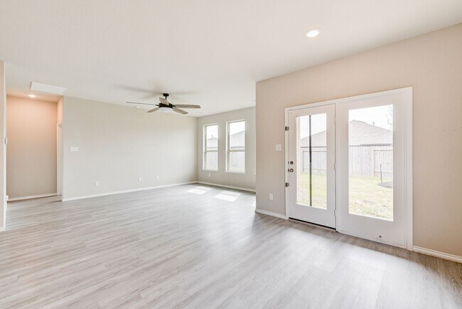 Foto del edificio - 3Bed 2Bath Beautiful Home!