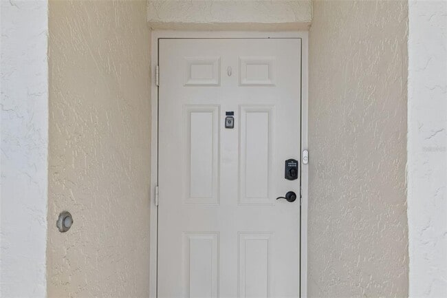 Building Photo - 900 Cove Cay Dr
