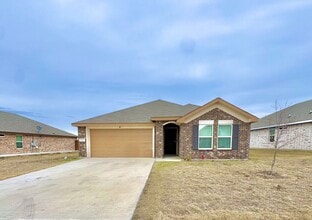 Building Photo - 1746 Dryden Ave