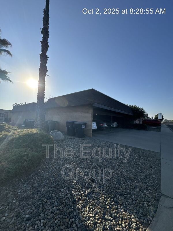 Foto del edificio - 3637 W Colonial Ave