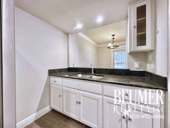 Building Photo - 7215 Spanish Trail