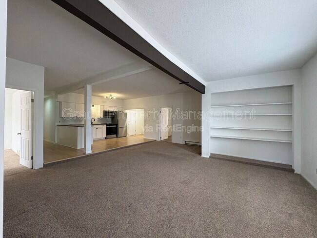 Foto del edificio - 635 Cedar St