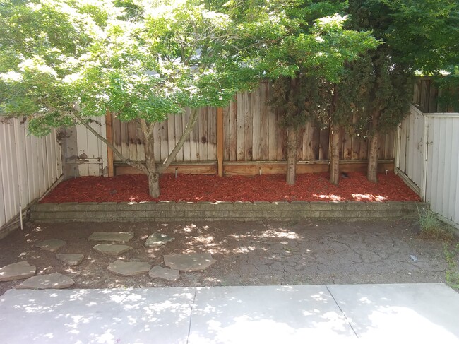 Building Photo - 7650 Arbor Creek Cir