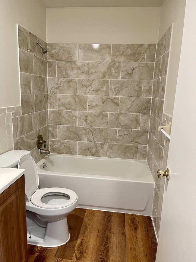 Foto del edificio - 1634 Raspberry Ct