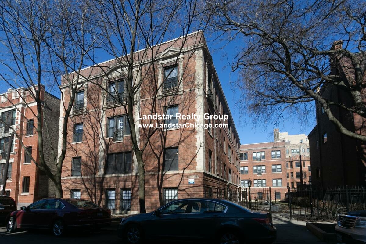 Primary Photo - 1362 E 52nd St