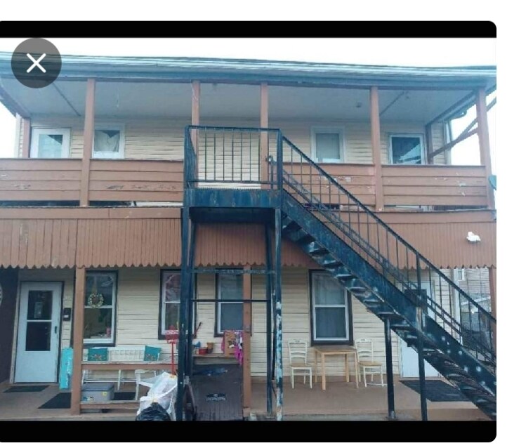 Building Photo - 318 W Otterman St