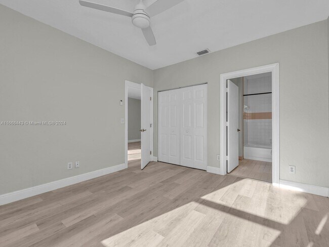 Building Photo - 3596 NW 91st Ln