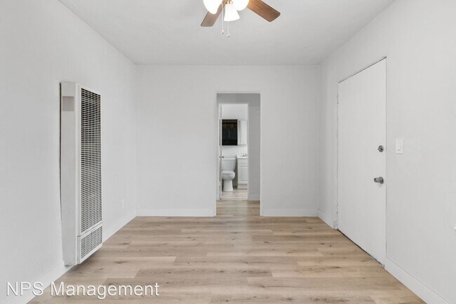 Building Photo - 1 br, 1 bath Apartment - 2652-2728 E 15th ...