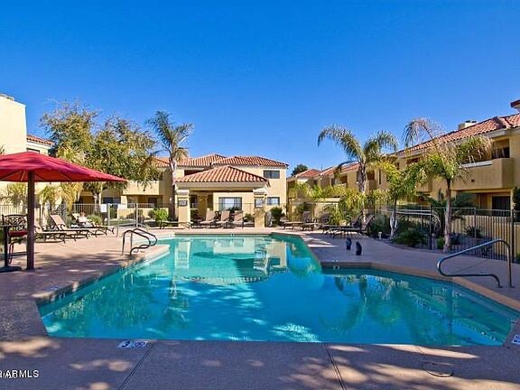 Primary Photo - 9990 N Scottsdale Rd