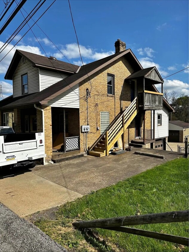 Primary Photo - 3315 Homestead Duquesne Rd