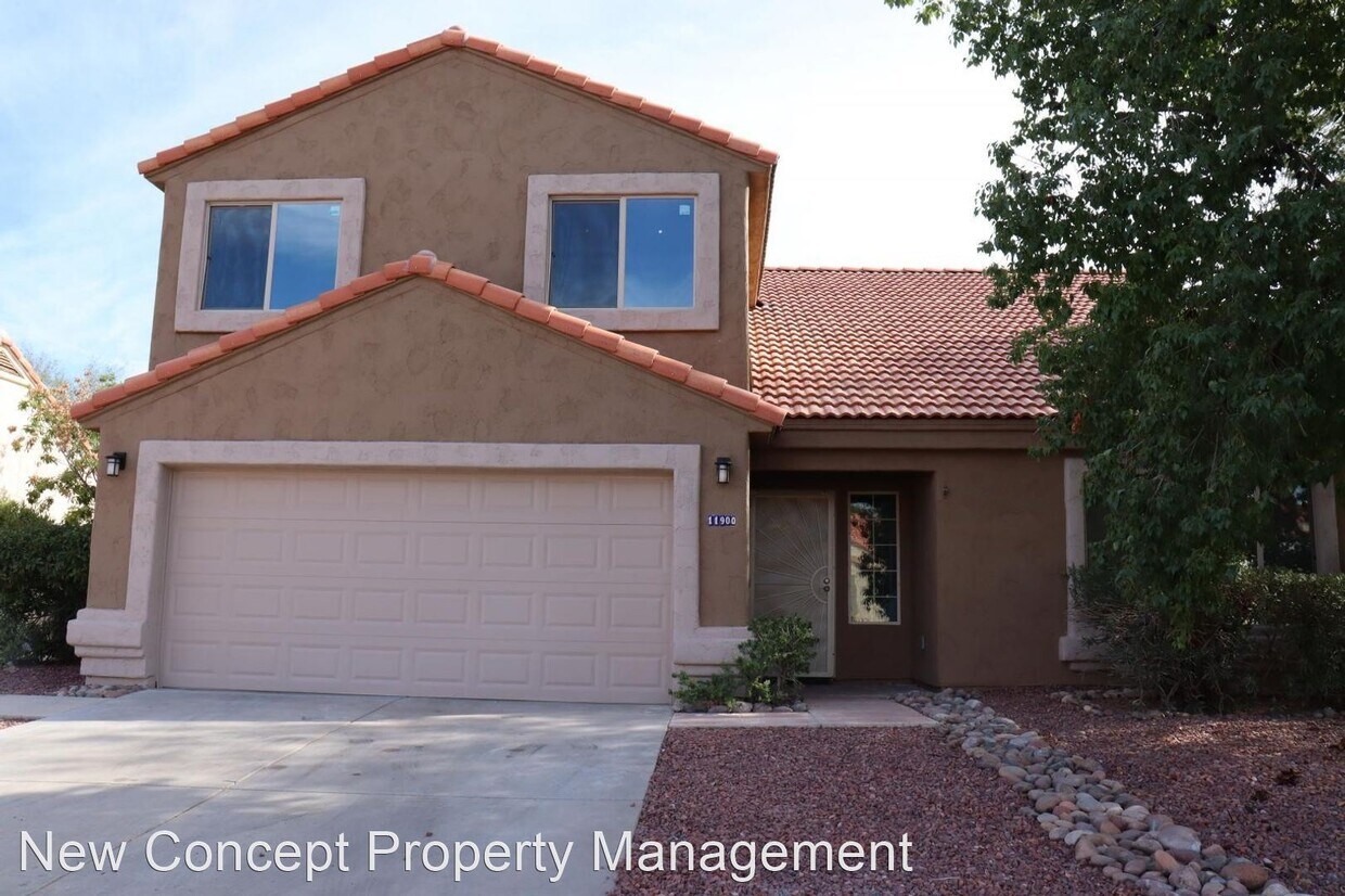 Foto principal - 4 br, 2.5 bath House - 11900 N Gray Eagle Ave