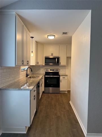 Foto del edificio - 1125 Highland Dr