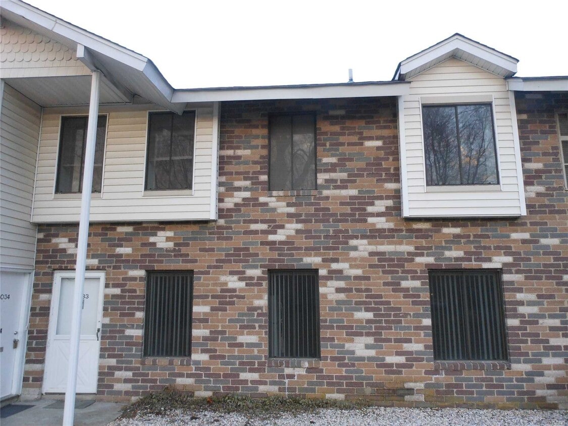 Primary Photo - 21 Osage court