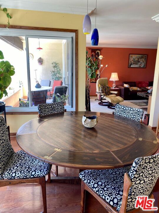 Foto del edificio - 649 Paseo De La Playa