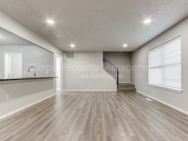 Building Photo - 8508 Candlewood Dr