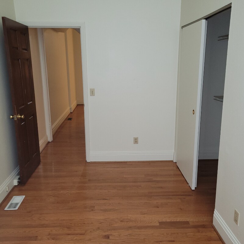 Foto del edificio - 1906 Arsenal St