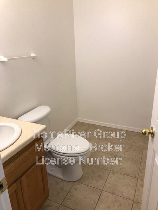 Building Photo - 2153 S 14th St W