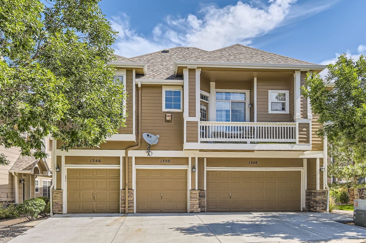 Foto principal - Evolve Real Estate: Spacious 2 Bedroom + L...