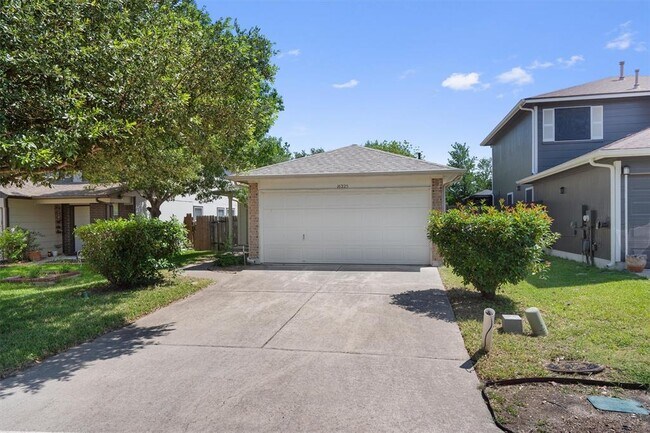Foto del edificio - 16225 Hamilton Point Cir