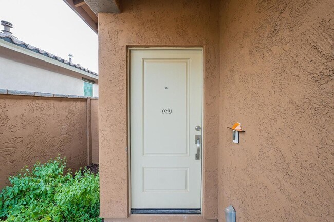 Building Photo - 14155 W Georgia Dr
