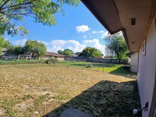 Foto del edificio - 2006 Melisa Ln