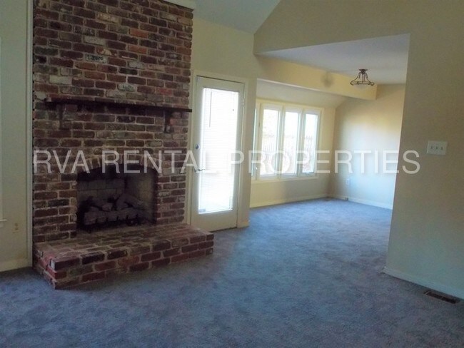 Building Photo - 2819 Quisenberry St