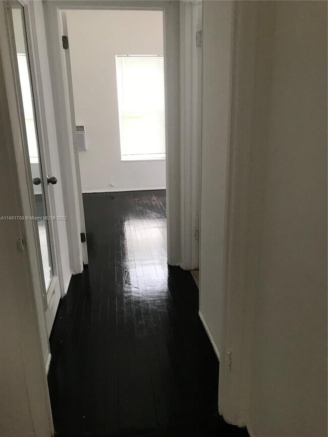 Foto del edificio - 1608 Drexel Ave