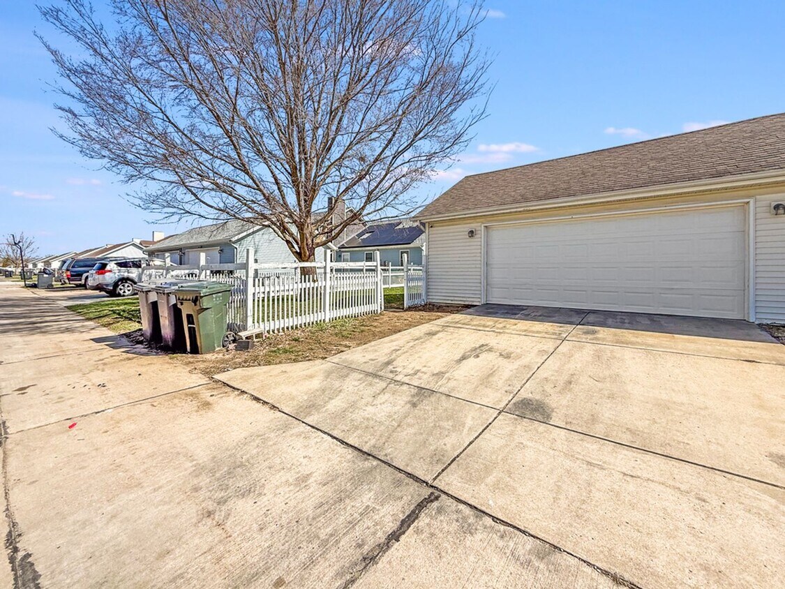 Foto del edificio - 4 bedroom, 2 bathroom, Urbana-For Rent SUBLEASE