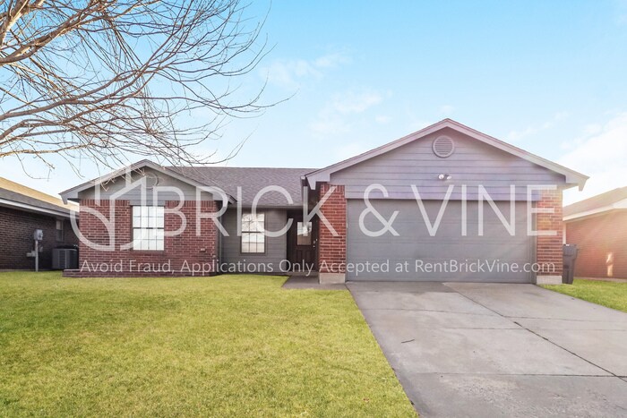 Foto principal - 108 Woodgate Drive